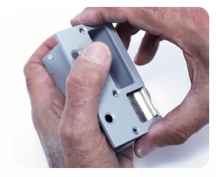 Remettre plaque avant